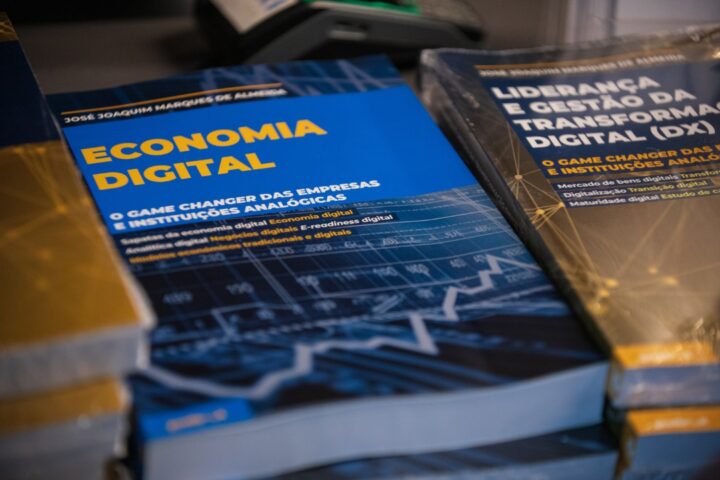 Apresentação dos Livros de José Joaquim Marques de Almeida